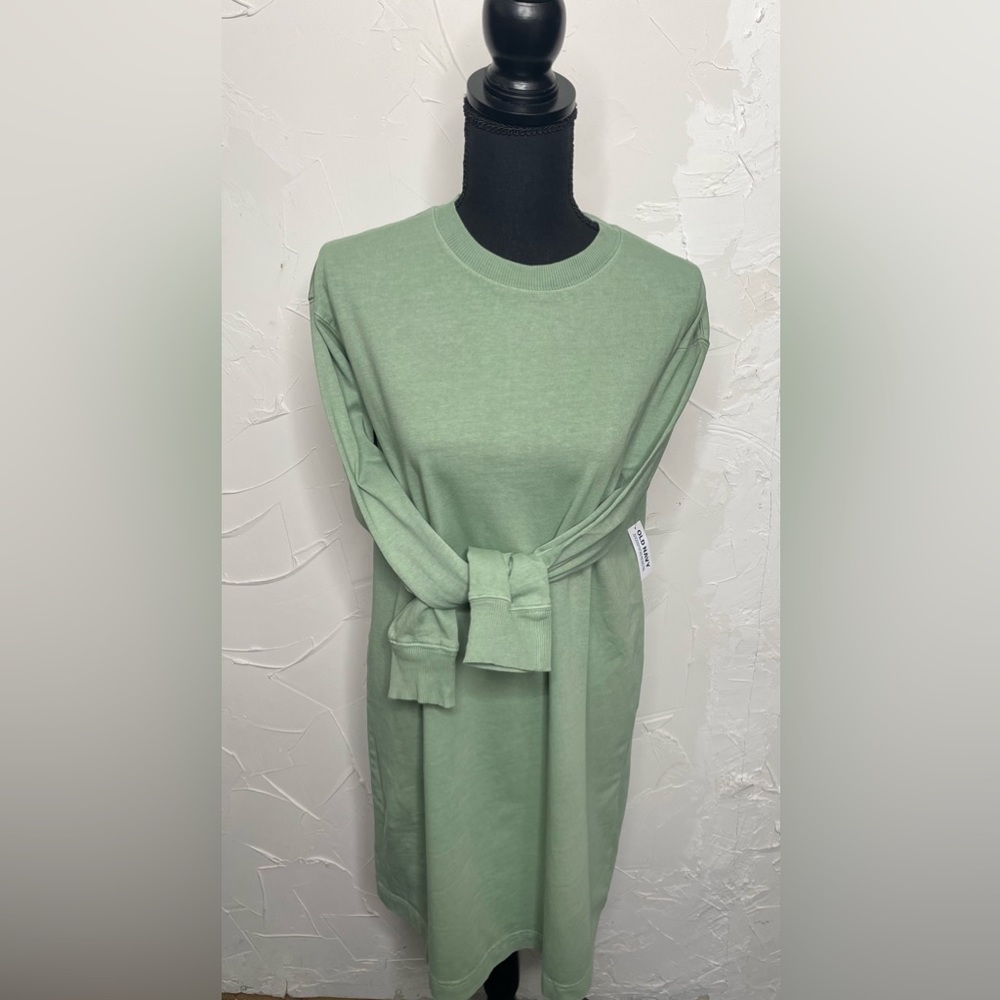 Sage green woman’s extra small Old Navy long sleeve t shirt dress.